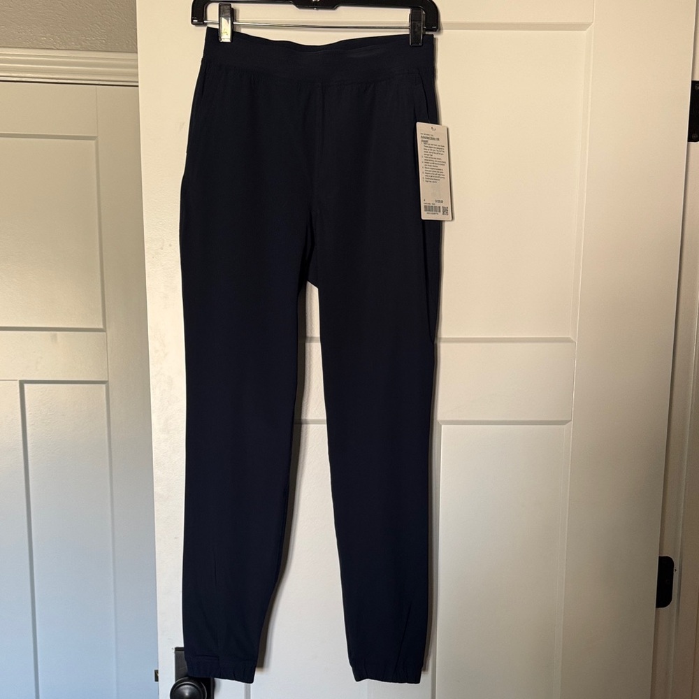 Lululemon adapted state Navy blue Jogger Pants